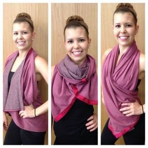 Lululemon Vinyasa scarf Rulu Bumble berry bordeaux